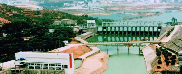 纪录片《香港生命线》截图