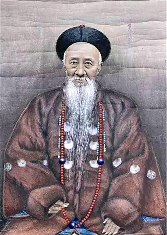 8年前四川发现清朝钢轨,“服役”百年仍未生锈,专家:无价之宝