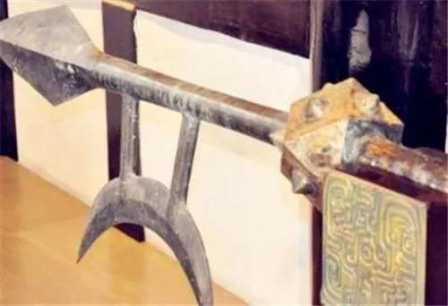 项羽故里有把150公斤的霸王戟,至今无人抬起,难道现代人退化了|宿迁|关羽_新浪新闻