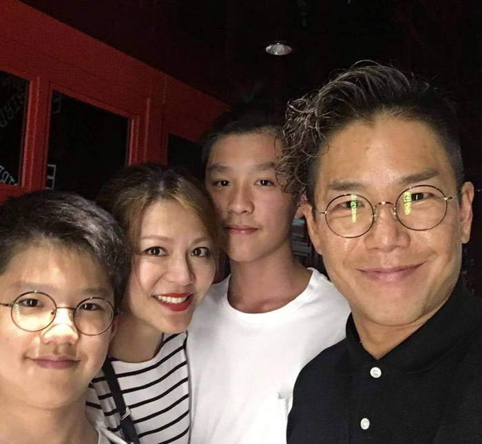 遗憾!50岁林晓峰宣布与妻子离婚,结束18年婚姻关系|林珊珊|林晓峰|康子妮
