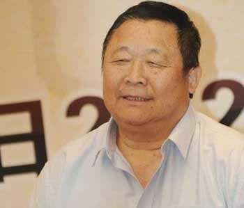 72岁老顽童秦煌曝现状,妻子离世子女关系僵硬,常年独居太凄凉