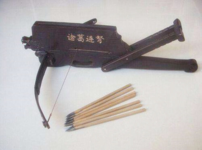 “诸葛连弩”到底是什么样子？至今中国人都没有完全复制出来|弩机|兵器|师傅|射程|工艺_新浪新闻