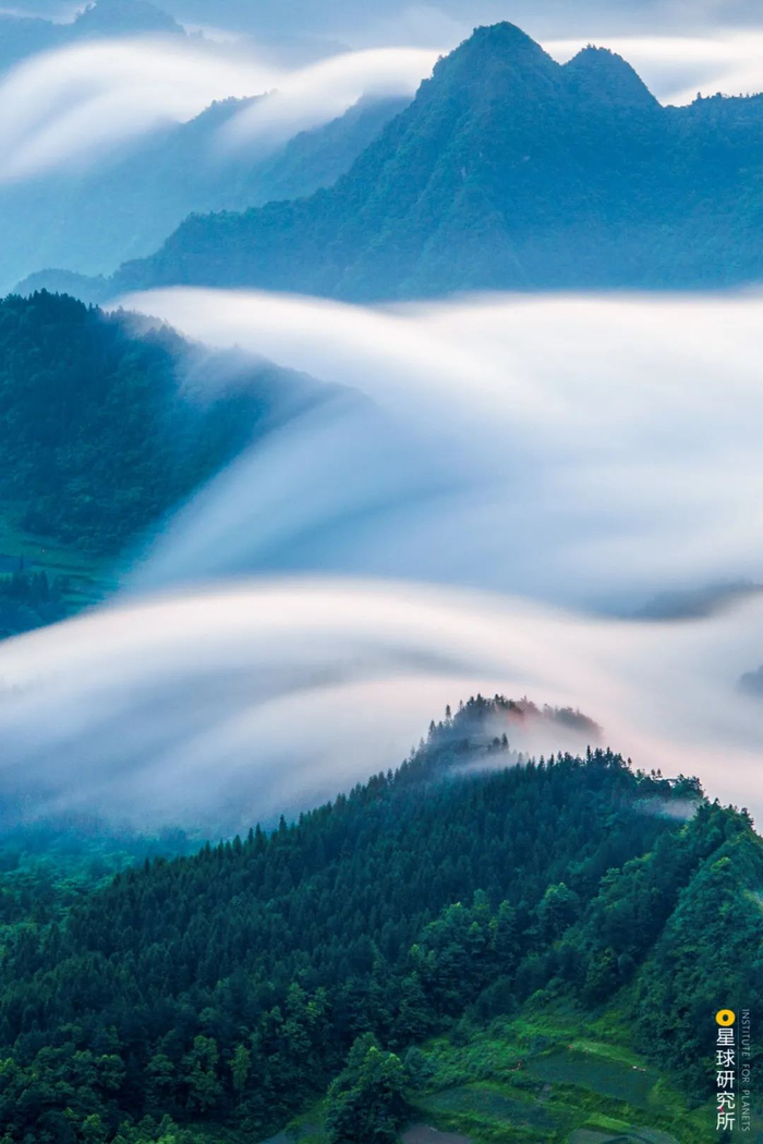 武陵山三塘雾浪 @叶星箭 摄