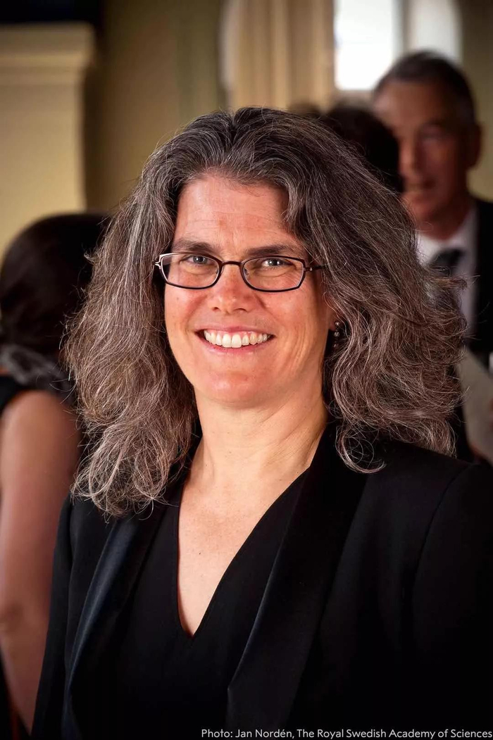 2020年诺贝尔物理学奖揭晓其中一位女性获奖