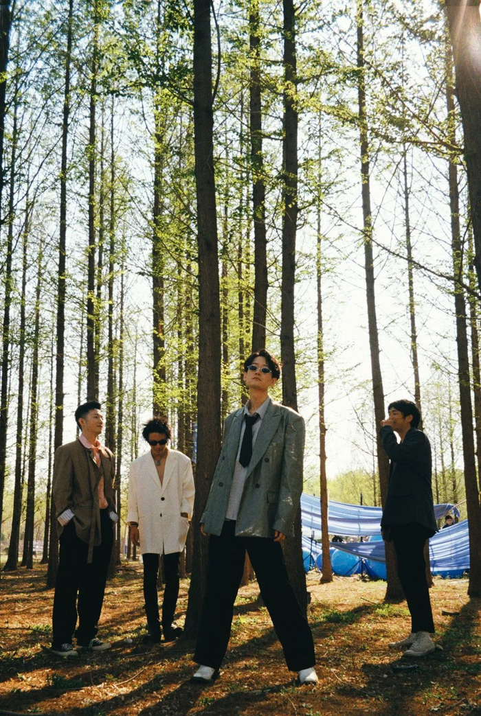 ▲乐队成员合影