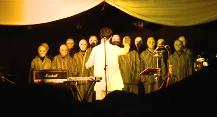 ▲大波浪乐队2016年“你看见太阳了吗”北京专场开场截图。