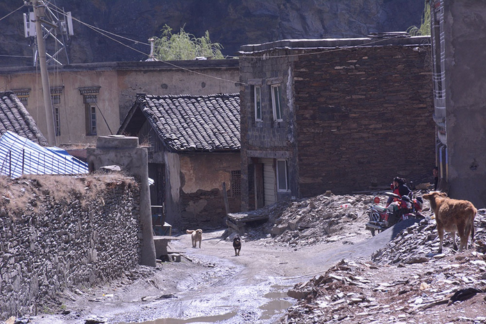 “走婚大峡谷”中的雅江县瓦多乡老场镇