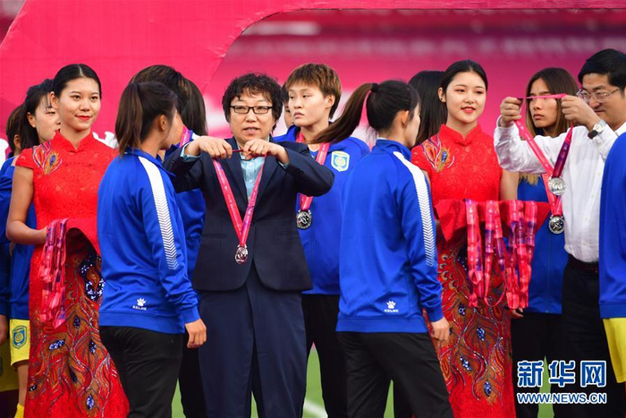 女超联赛:江苏苏宁女足获得亚军