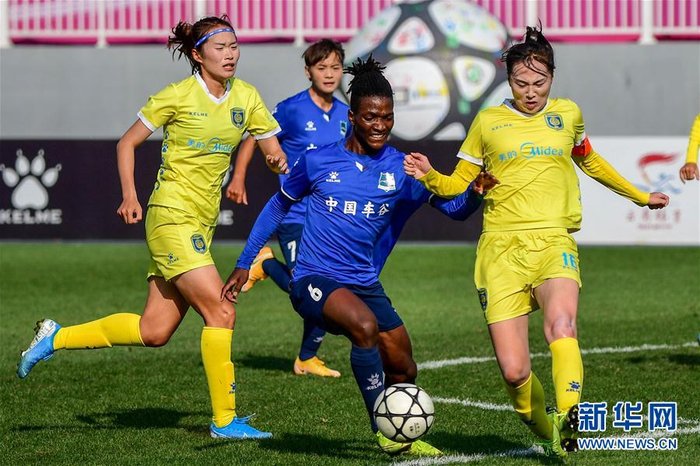 女超联赛:江苏苏宁女足获得亚军