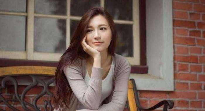 35岁大龄剩女撕心裂肺地哭诉:我苦等你7年,你却早已结婚生子!