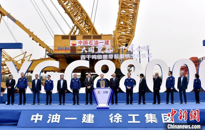 交付现场。　朱志庚 摄