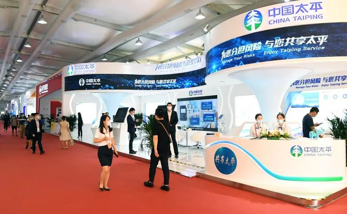 图片来源/新华社