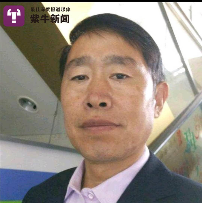 如今成为墙体书法家的任明