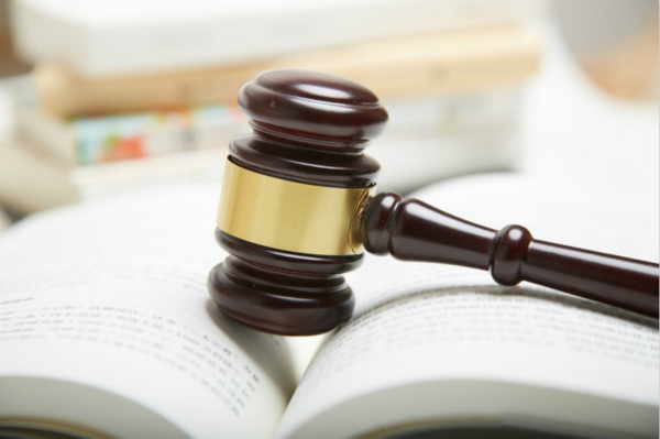 图片来源：东方IC