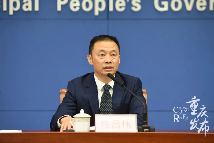 陈昌伟回答记者提问 邹乐 摄