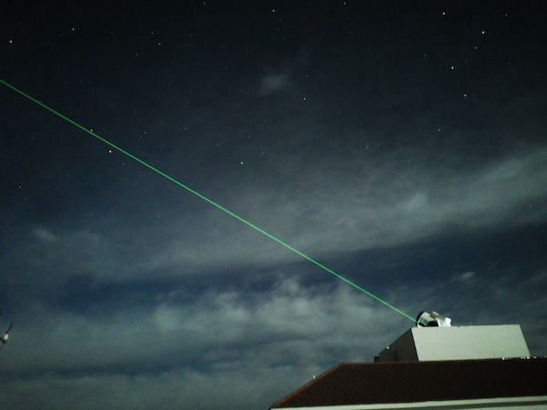 图说：德令哈青海观测站1.2米量子通信光学望远镜 采访对象供图