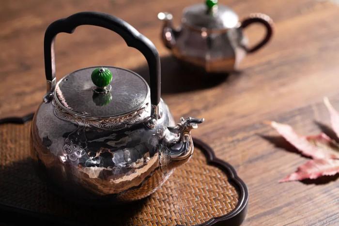 绝美纯银手工银壶，百年制壶世家出品，因银而贵，为茶而生|| Chin@美物 
