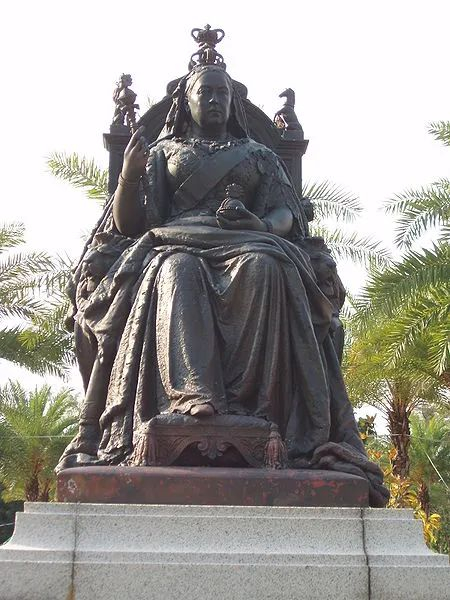 香港维多利亚女王像（资料图/维基百科）