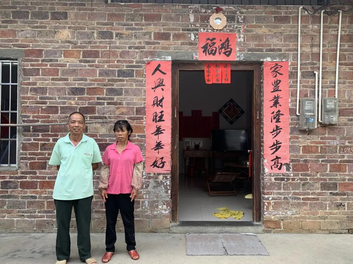 韦子运和妻子罗玖妹。本文图片均为中青报·中青网记者王景烁/摄