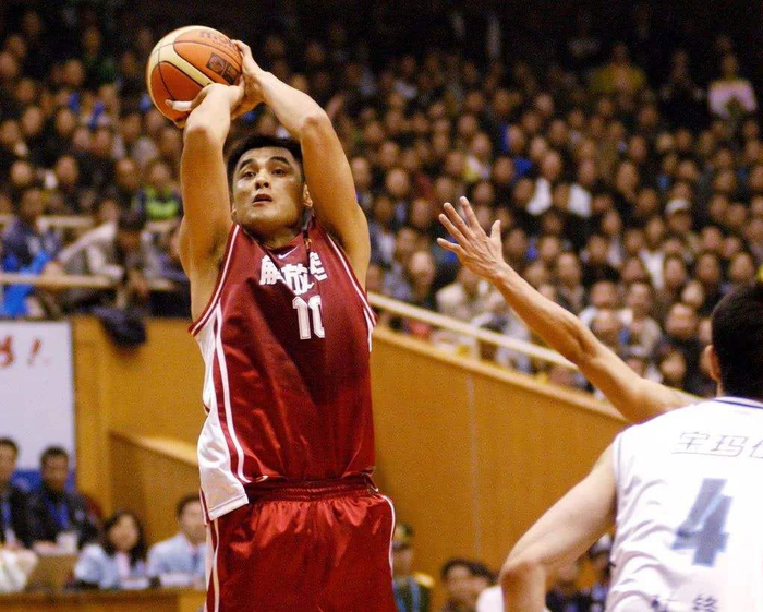 “战神”刘玉栋。