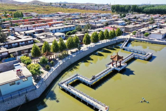 ▲河北省滦州市榛子镇麻湾坨村游园（无人机照片）。新华社记者 牟宇 摄