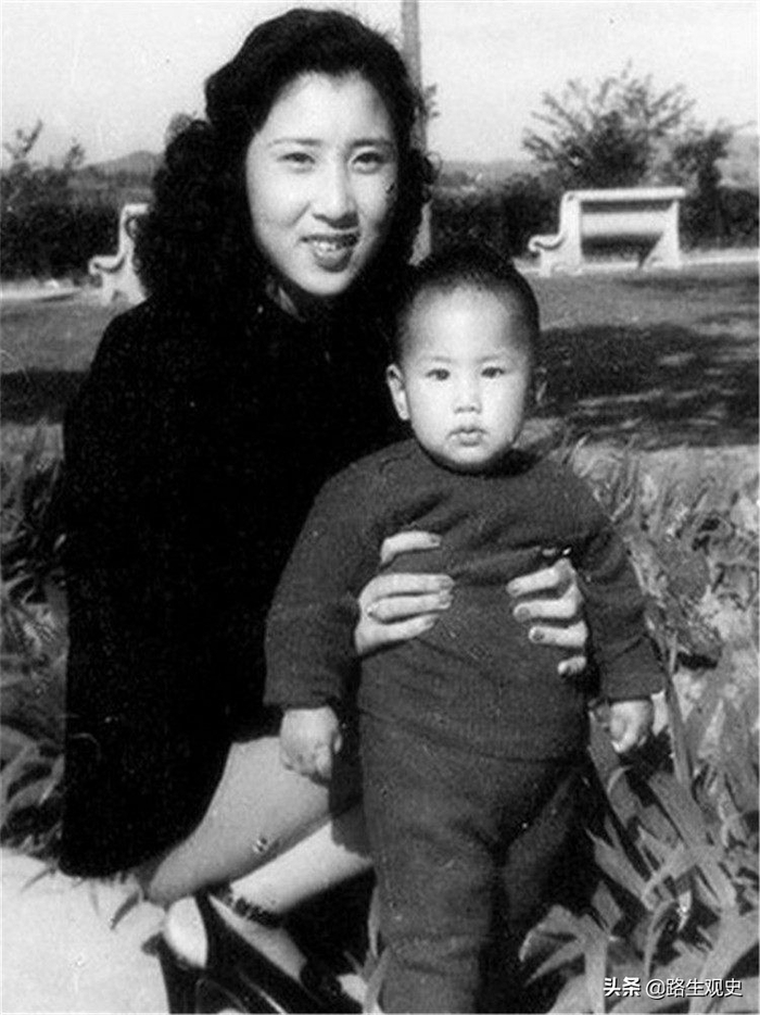 张灵甫的遗孀:17岁出嫁,19岁守寡,一生不买日本货,今年已92岁|孟良崮|王玉龄|伯母|处长|山洞_新浪新闻