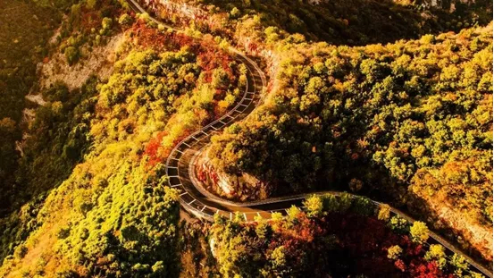 有“北方小黄山”之称的密云云蒙山。受访者供图