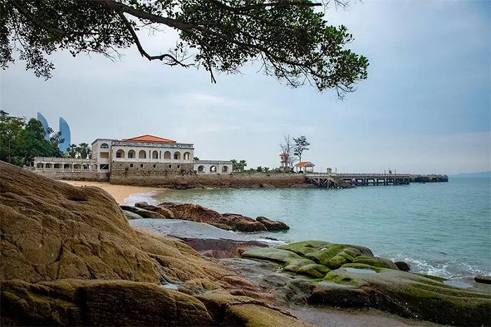 黄家的观海别墅远景（摄影：霍彦）
