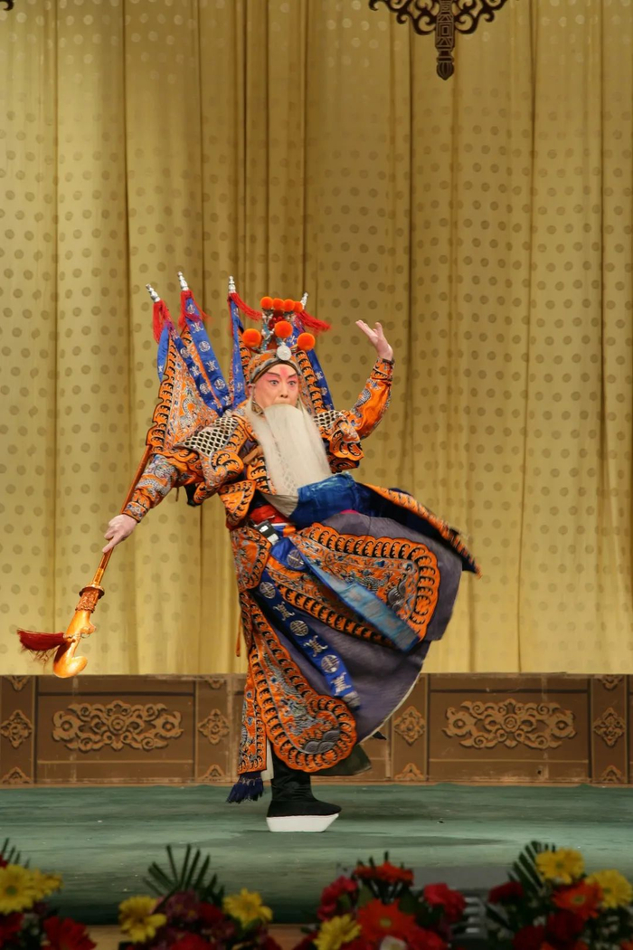 谭元寿演出《定军山》。图/北京京剧院