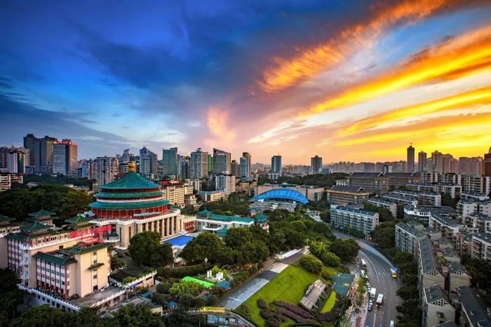 重庆市人民大礼堂。张坤琨 摄