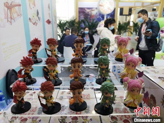 展会上的动漫手办。 唐小晴 摄