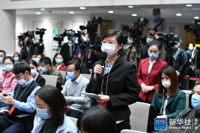 人民日报记者提问