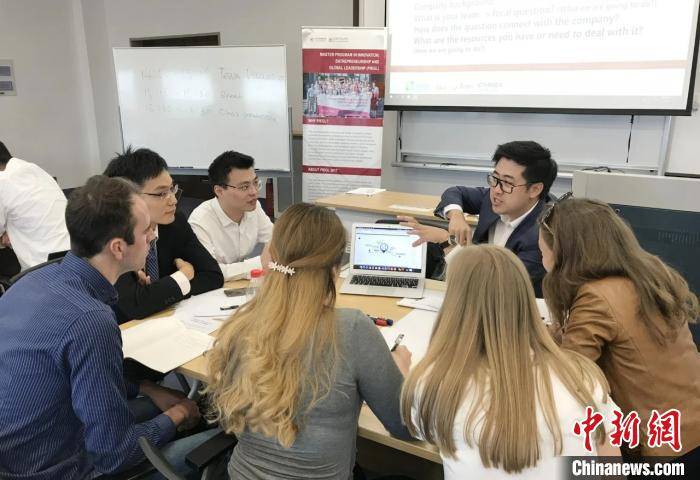 浙江大学管理学院的创业课堂。　浙江大学管理学院供图