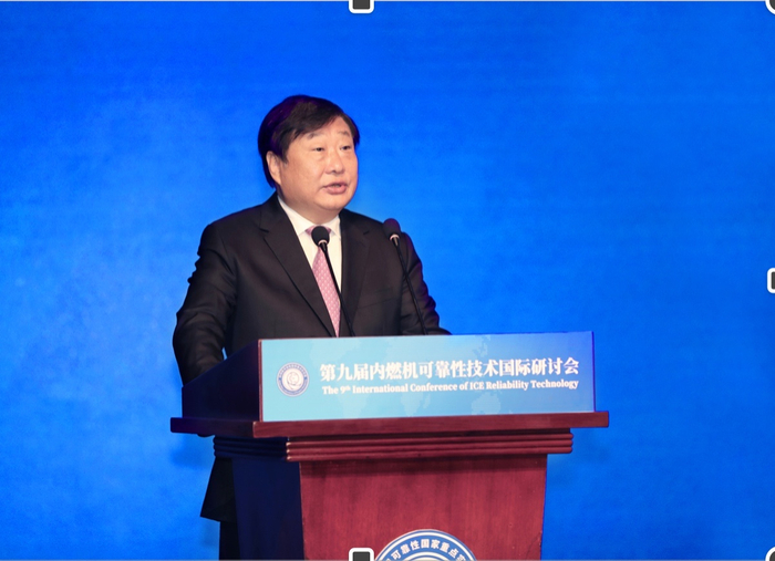 中国内燃机学会副理事长、内燃机可靠性国家重点实验室主任谭旭光