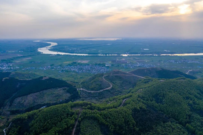 淮河安徽淮南段风光。 新华网发 （王文摄）