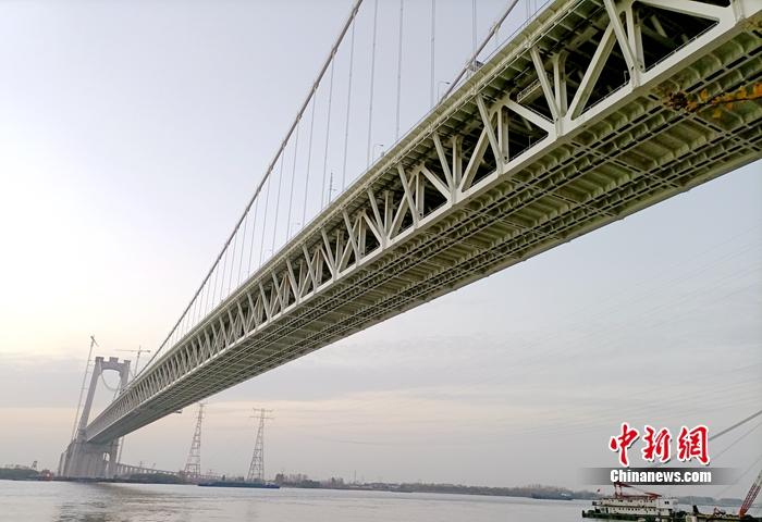 江苏五峰山大桥