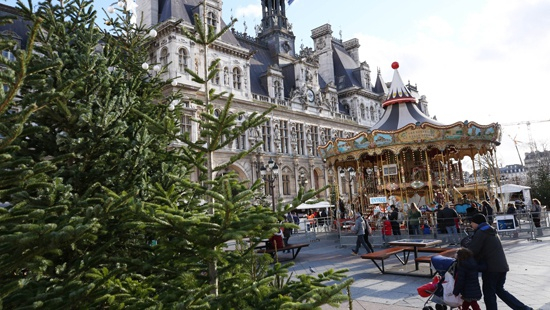 图说：法国过半民众打算放弃过圣诞节。图片来源：欧洲时报