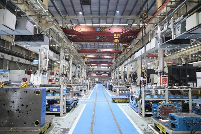 图为格力生产车间。新华网 伍嘉炜 摄