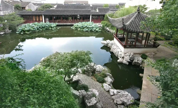 苏州艺圃，原为文震孟故园“药圃”。