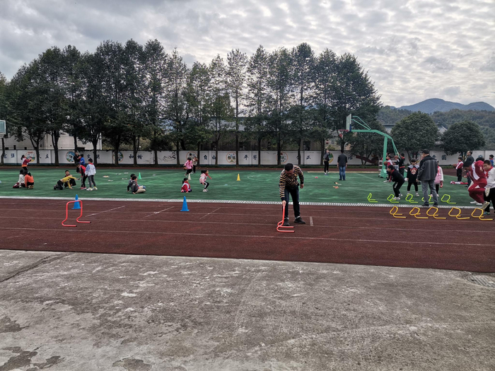 多元大课间 活力满校园 |陈溪乡中心小学开展丰富多彩的大课间活动