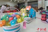 吉林小学生制作创意手工:快递包装不再是废品