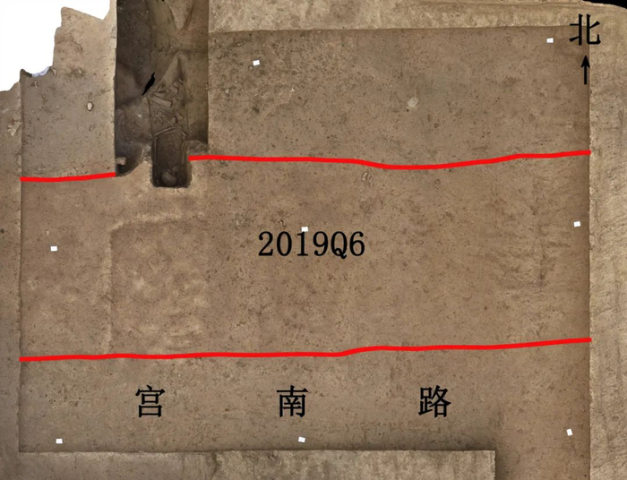 　　二里头都城宫西一区南墙垣平面