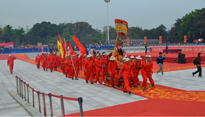   重现海祭盛况 图片来源：穗东街道办事处