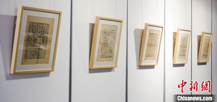 宋龙舒郡本《王文公文集》三卷孤本亮相永乐拍卖预展现场。永乐拍卖供图