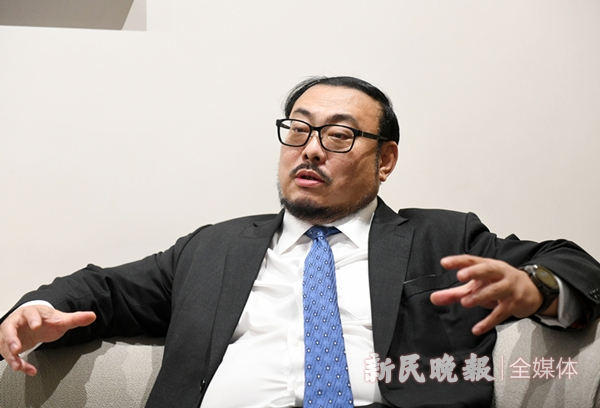 图说：摩根大通证券（中国）董事长兼首席执行官朴学谦。