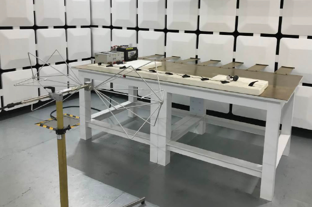 ▲辐射骚扰场强测试