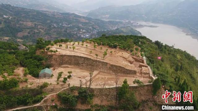 图为子阳城皇殿台遗址全景。重庆市文化遗产研究院供图