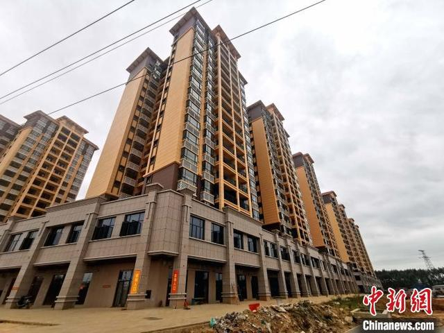 图为武宣县城移民安置点。 储玮玮 摄