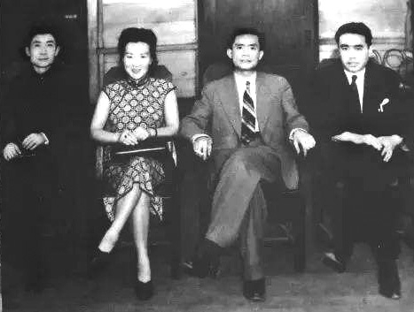 红色特工之王邓发：救过无数人的命，却意外死于飞机失事