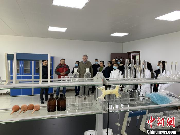 正在建设中的亚欧水资源研究和利用中心郴州分中心。　鲁毅 摄